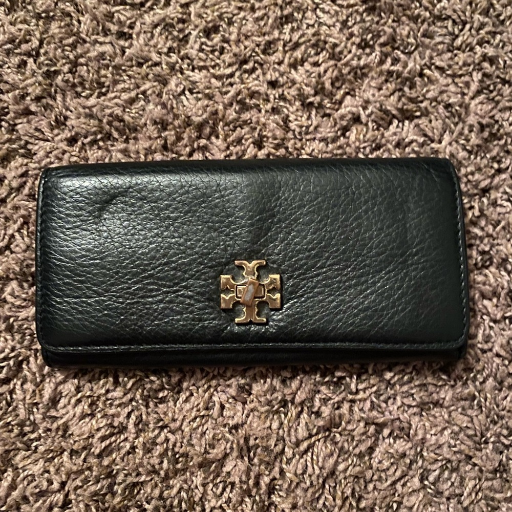 Black Tory Burch Leather Wallet with Gold Logo